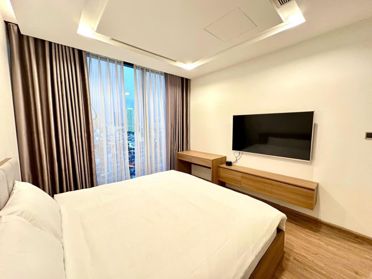 Luxury Apartment In Vinhomes Metropolis האנוי מראה חיצוני תמונה