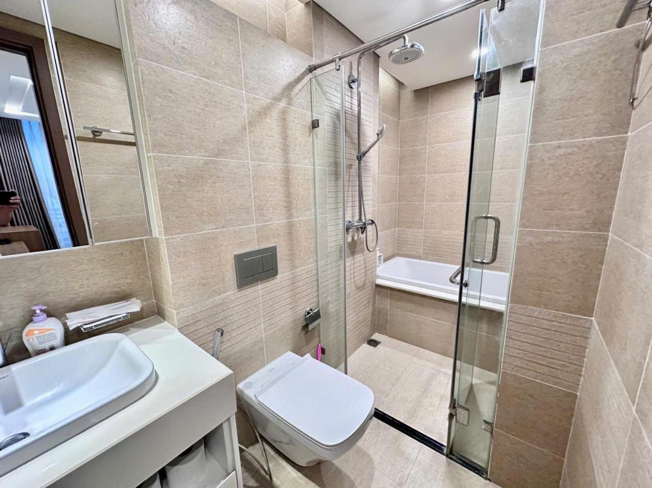 Luxury Apartment In Vinhomes Metropolis האנוי מראה חיצוני תמונה