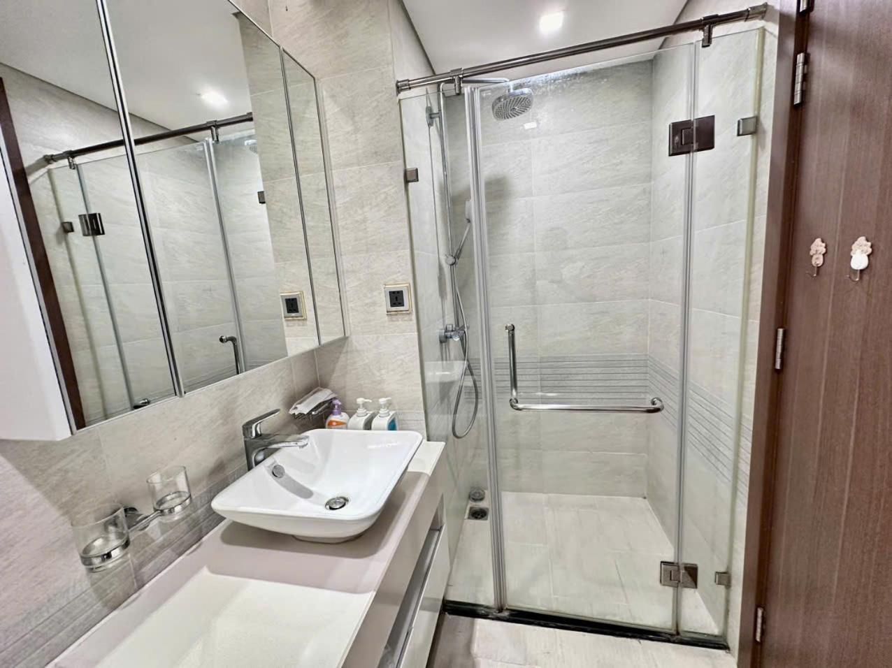Luxury Apartment In Vinhomes Metropolis האנוי מראה חיצוני תמונה